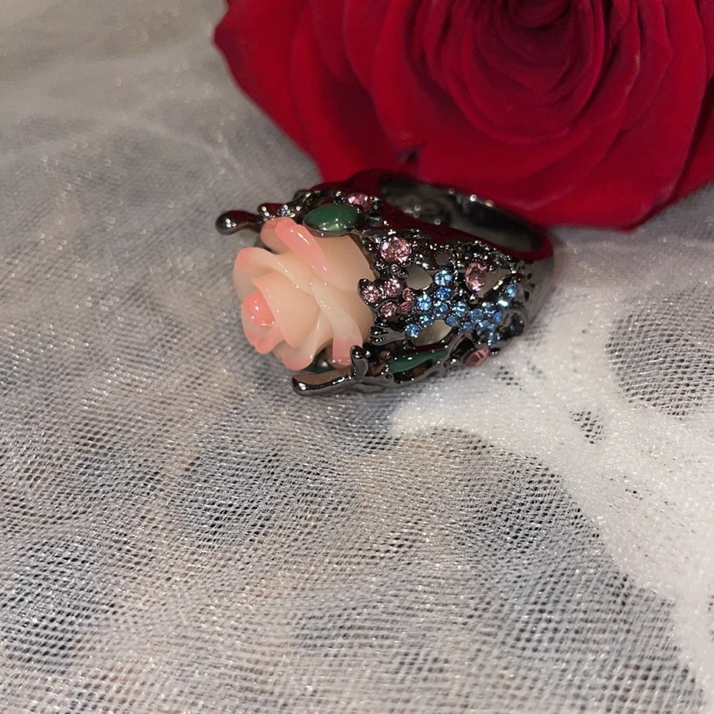 Beautiful RING  Rose design - Picture 5 of 10